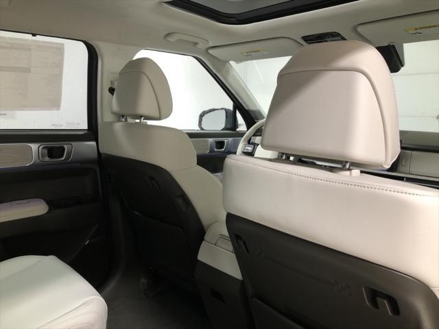 new 2025 Hyundai SANTA FE HEV car, priced at $47,235