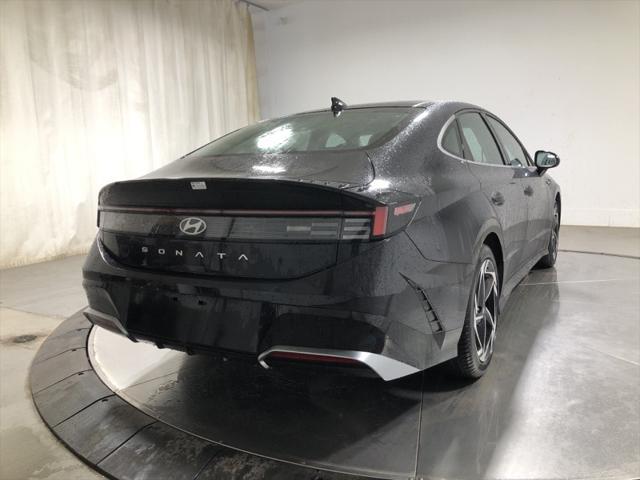 new 2025 Hyundai Sonata car, priced at $30,598