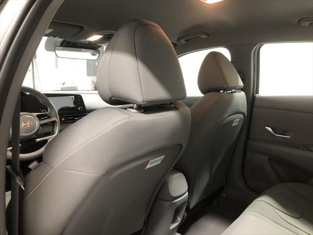 new 2025 Hyundai Elantra car, priced at $23,104