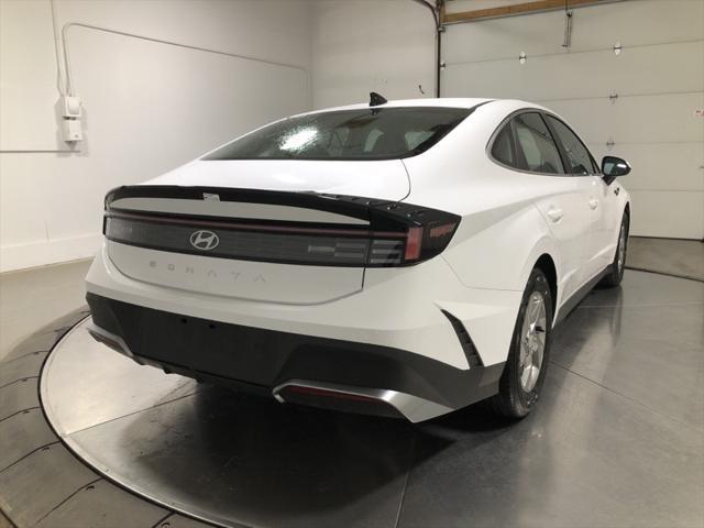 new 2025 Hyundai Sonata car, priced at $26,905