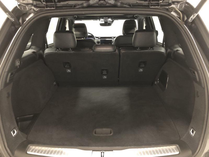 used 2022 Jeep Grand Cherokee car, priced at $37,400