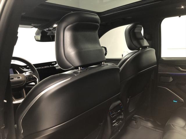 used 2022 Jeep Grand Cherokee car, priced at $38,200