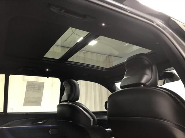 used 2022 Jeep Grand Cherokee car, priced at $38,200