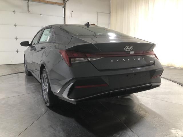 new 2025 Hyundai ELANTRA HEV car, priced at $25,529