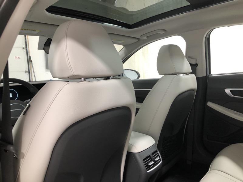 new 2025 Hyundai Sonata Hybrid car, priced at $36,626