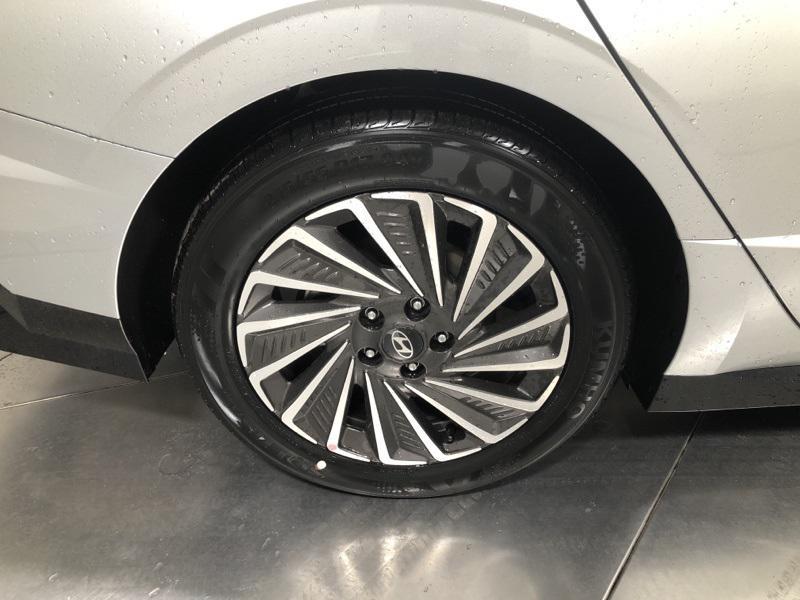 new 2025 Hyundai Sonata Hybrid car, priced at $36,626