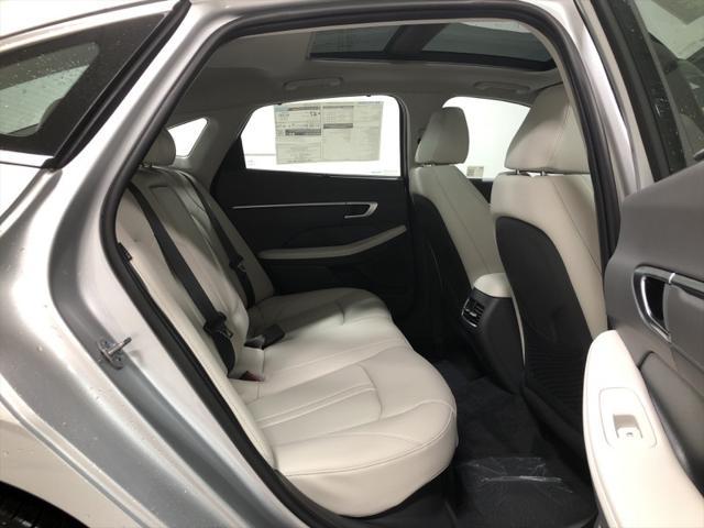 new 2025 Hyundai Sonata Hybrid car, priced at $37,126