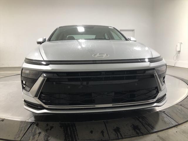 new 2025 Hyundai Sonata Hybrid car, priced at $37,126
