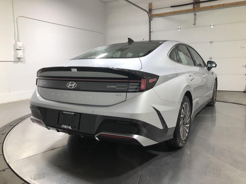 new 2025 Hyundai Sonata Hybrid car, priced at $36,626