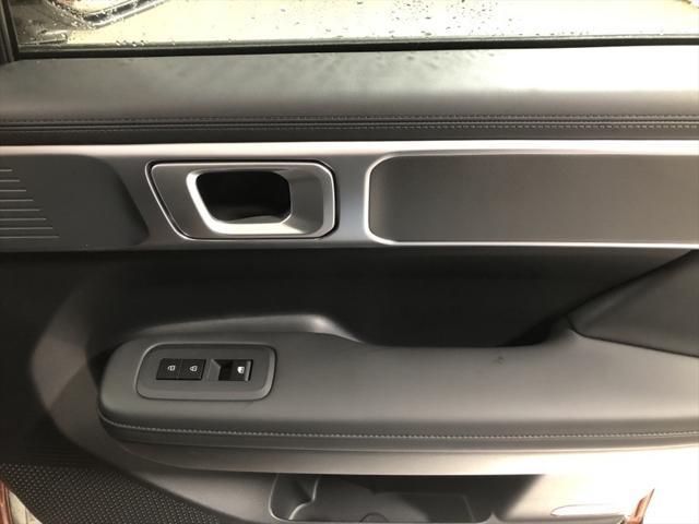 new 2025 Hyundai Santa Fe car, priced at $39,576