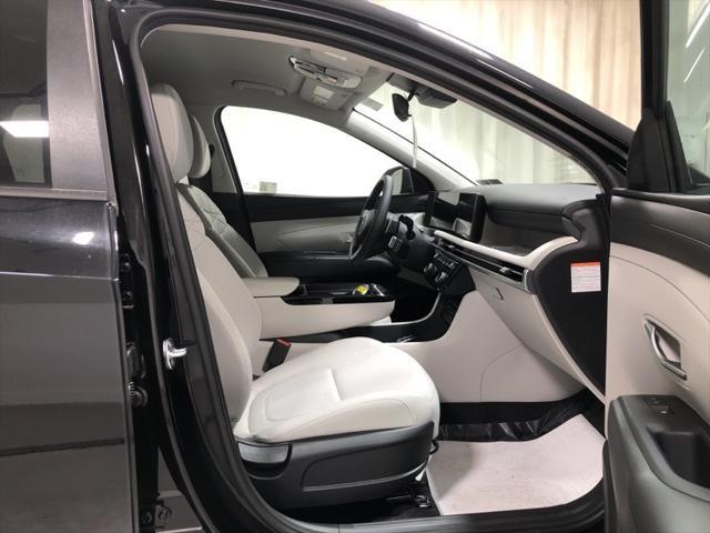 new 2025 Hyundai TUCSON Hybrid car, priced at $33,347