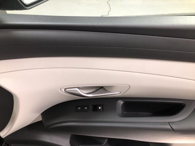 new 2025 Hyundai TUCSON Hybrid car, priced at $33,347