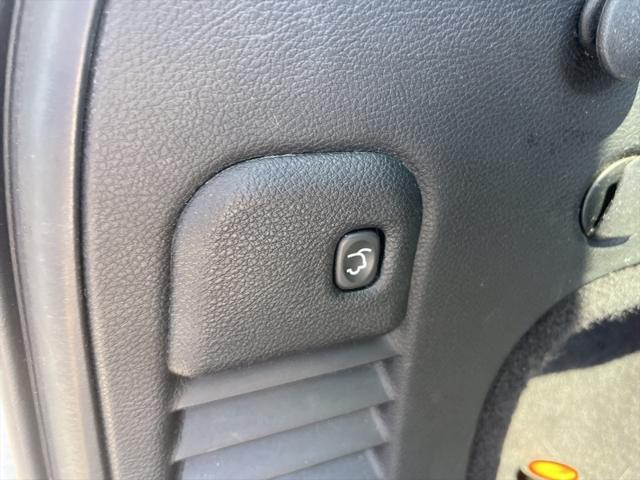 used 2019 Jeep Grand Cherokee car, priced at $18,500