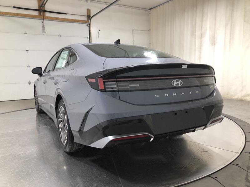 new 2025 Hyundai Sonata Hybrid car, priced at $29,448