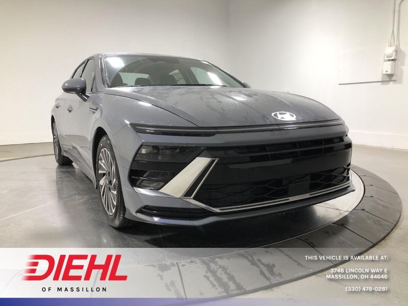 new 2025 Hyundai Sonata Hybrid car, priced at $29,448