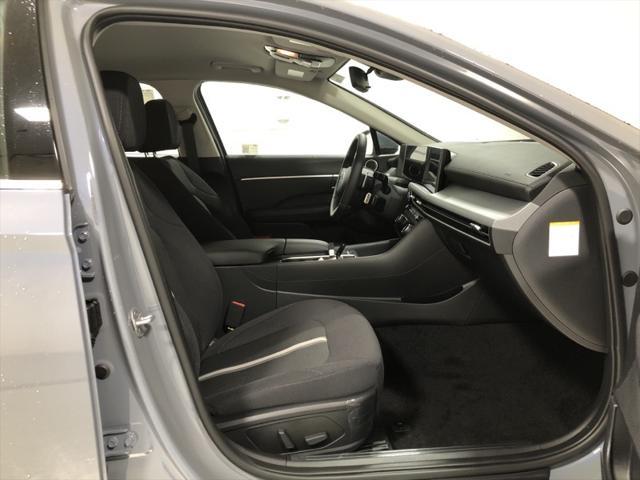 new 2025 Hyundai Sonata Hybrid car, priced at $31,048