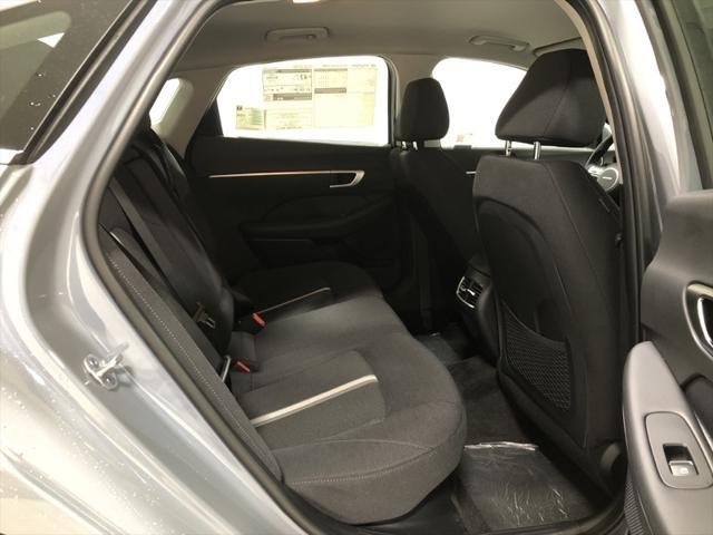 new 2025 Hyundai Sonata Hybrid car, priced at $31,048