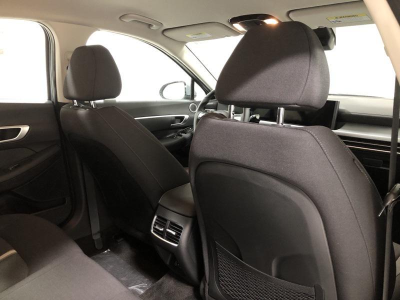 new 2025 Hyundai Sonata Hybrid car, priced at $29,448
