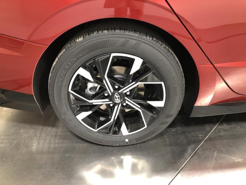 new 2025 Hyundai Sonata car, priced at $28,289