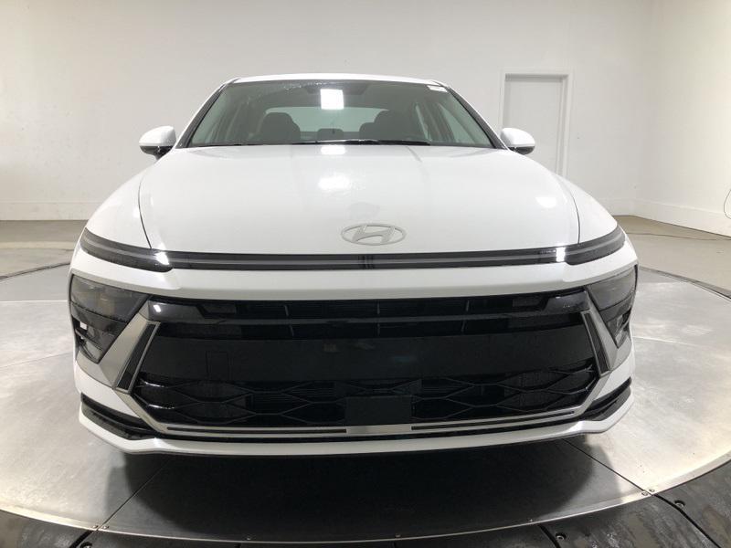new 2025 Hyundai Sonata Hybrid car, priced at $29,762