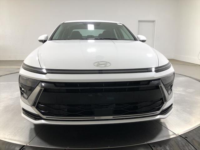 new 2025 Hyundai Sonata Hybrid car, priced at $31,862