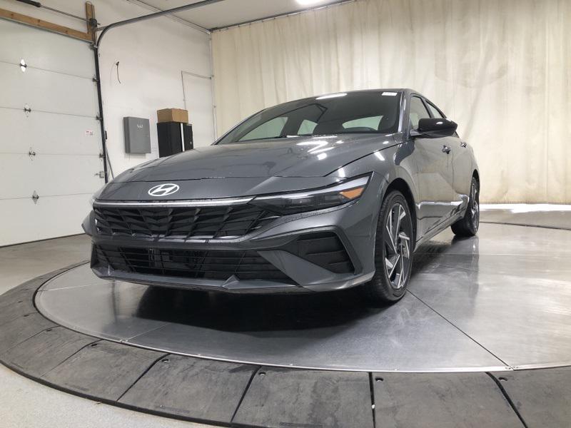 new 2025 Hyundai Elantra car, priced at $26,289