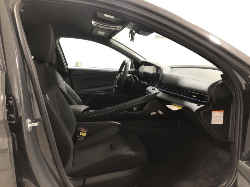 new 2025 Hyundai Elantra car, priced at $26,289