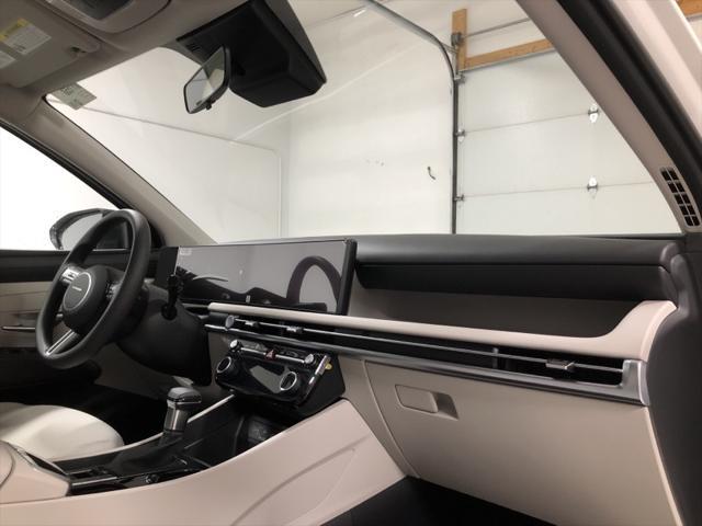 new 2025 Hyundai Tucson car, priced at $32,198