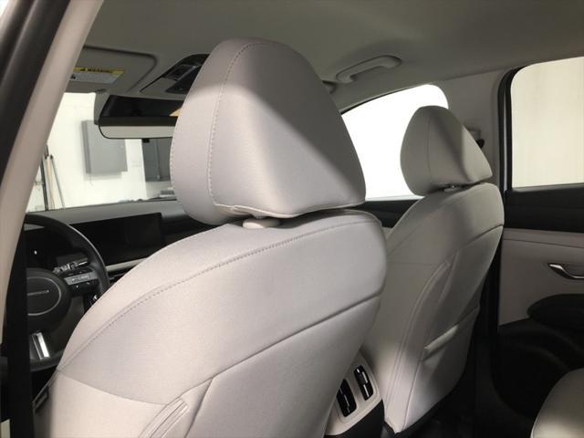 new 2025 Hyundai Tucson car, priced at $32,198
