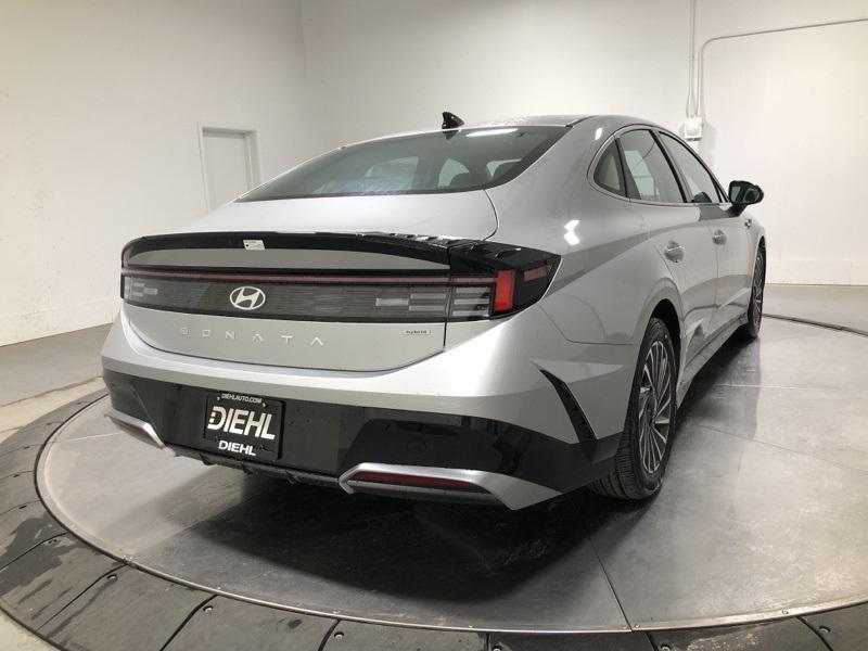 new 2025 Hyundai Sonata Hybrid car, priced at $29,280