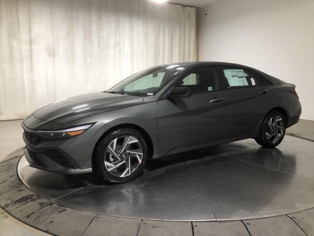 new 2025 Hyundai Elantra car, priced at $23,104
