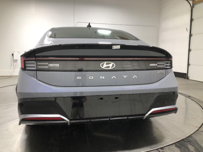 new 2025 Hyundai Sonata Hybrid car, priced at $30,347