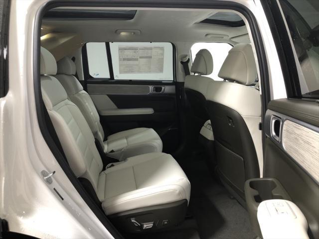 new 2025 Hyundai SANTA FE HEV car, priced at $46,872