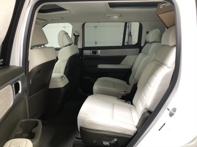 new 2025 Hyundai SANTA FE HEV car, priced at $46,872