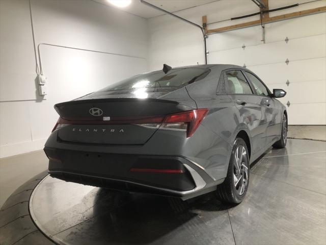 new 2025 Hyundai Elantra car, priced at $23,104