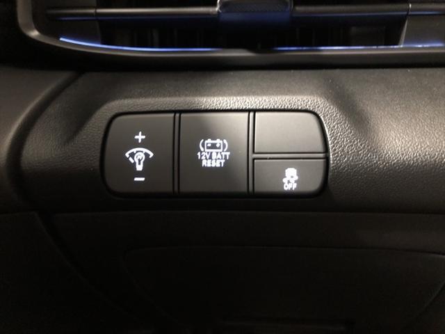 new 2025 Hyundai Elantra car, priced at $27,039