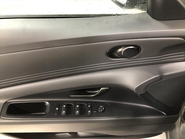 new 2025 Hyundai Elantra car, priced at $27,039