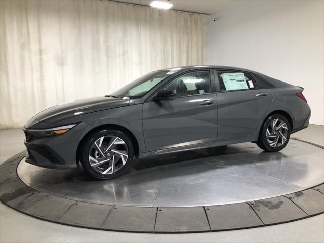 new 2025 Hyundai Elantra car, priced at $27,039
