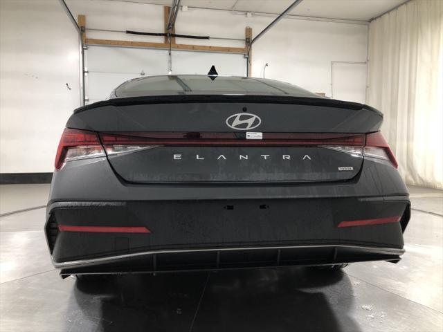 new 2025 Hyundai Elantra car, priced at $27,039