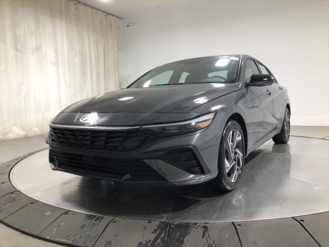 new 2025 Hyundai Elantra car, priced at $27,039
