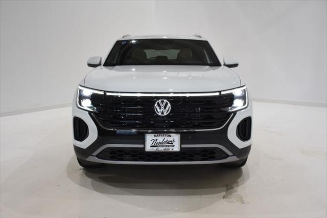 new 2025 Volkswagen Atlas Cross Sport car, priced at $44,103