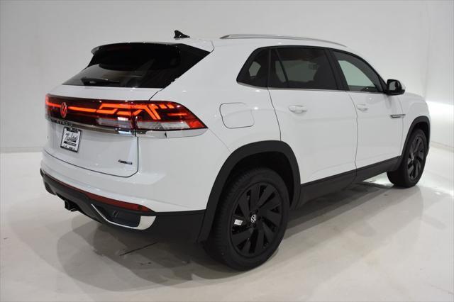 new 2025 Volkswagen Atlas Cross Sport car, priced at $44,103