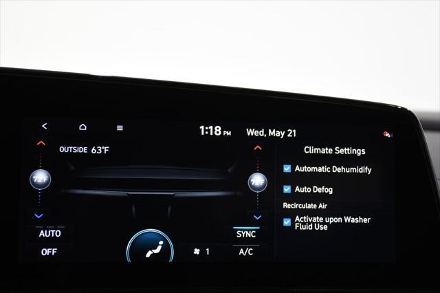 new 2025 Hyundai Elantra car, priced at $29,719