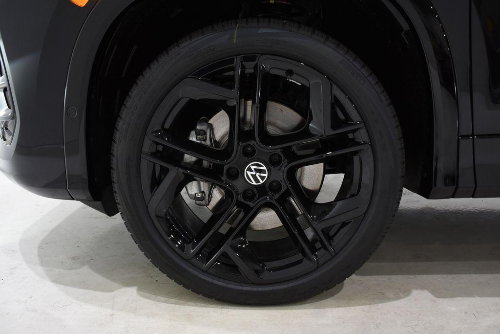 new 2026 Volkswagen Tiguan car, priced at $40,314