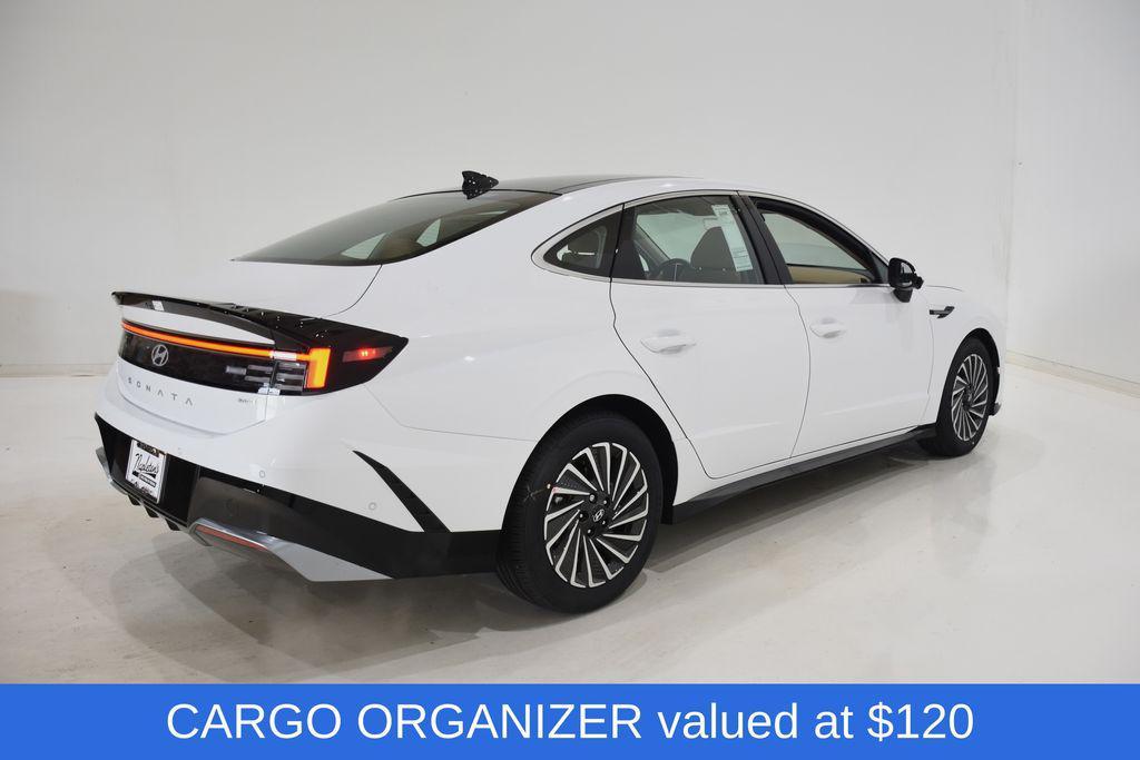 new 2025 Hyundai Sonata Hybrid car, priced at $36,290