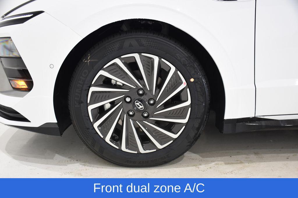 new 2025 Hyundai Sonata Hybrid car, priced at $36,290