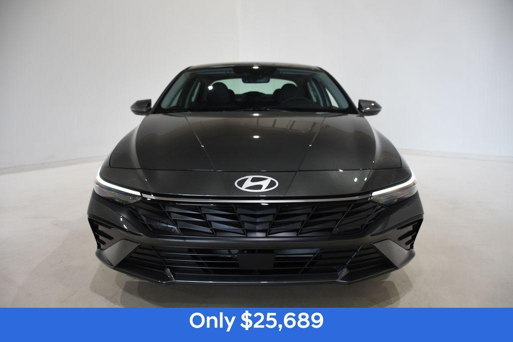 new 2025 Hyundai Elantra car, priced at $25,689