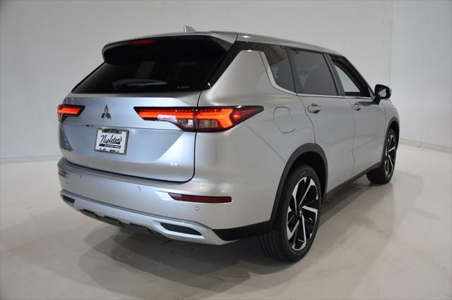 new 2024 Mitsubishi Outlander car, priced at $32,084