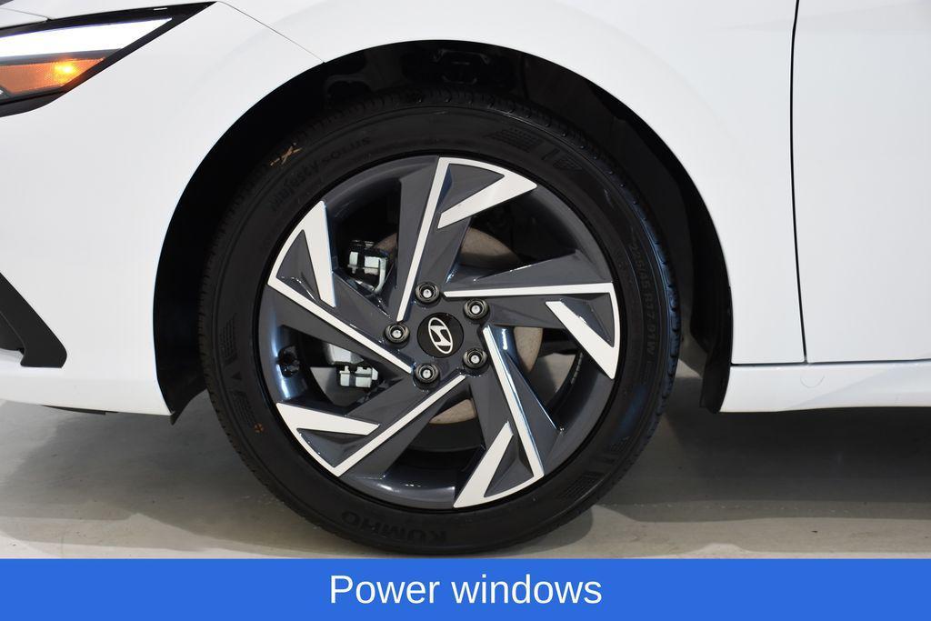 new 2025 Hyundai Elantra car, priced at $23,535