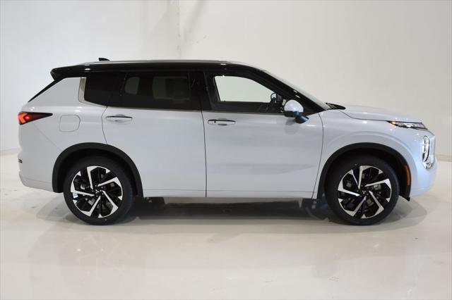 new 2024 Mitsubishi Outlander car, priced at $36,255